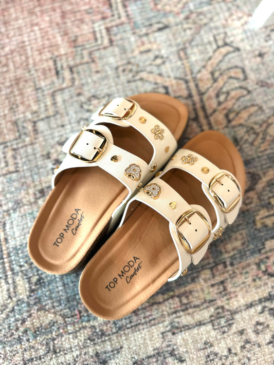 Emily Sandal